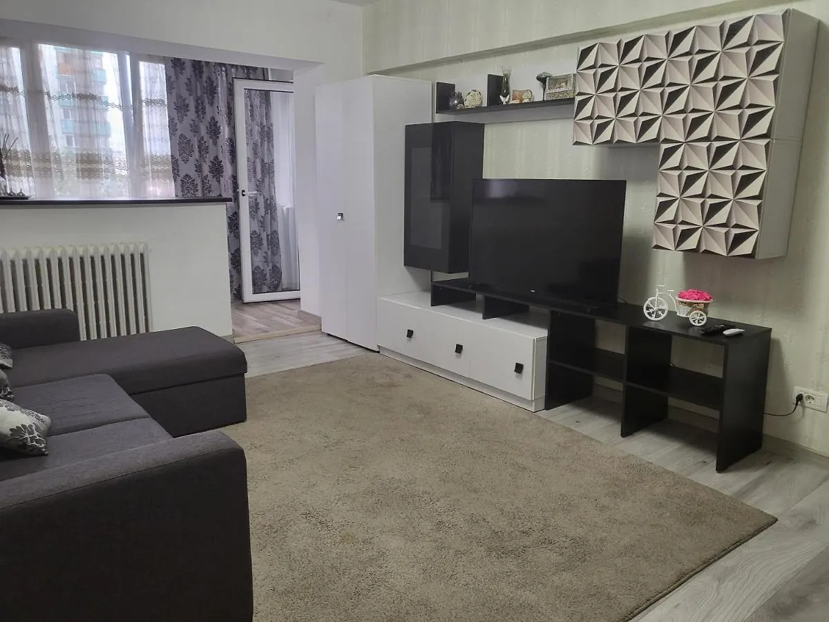 Apartament Cu 3 Camere Chiar In Inima Capitalei Bucharest Apartment
