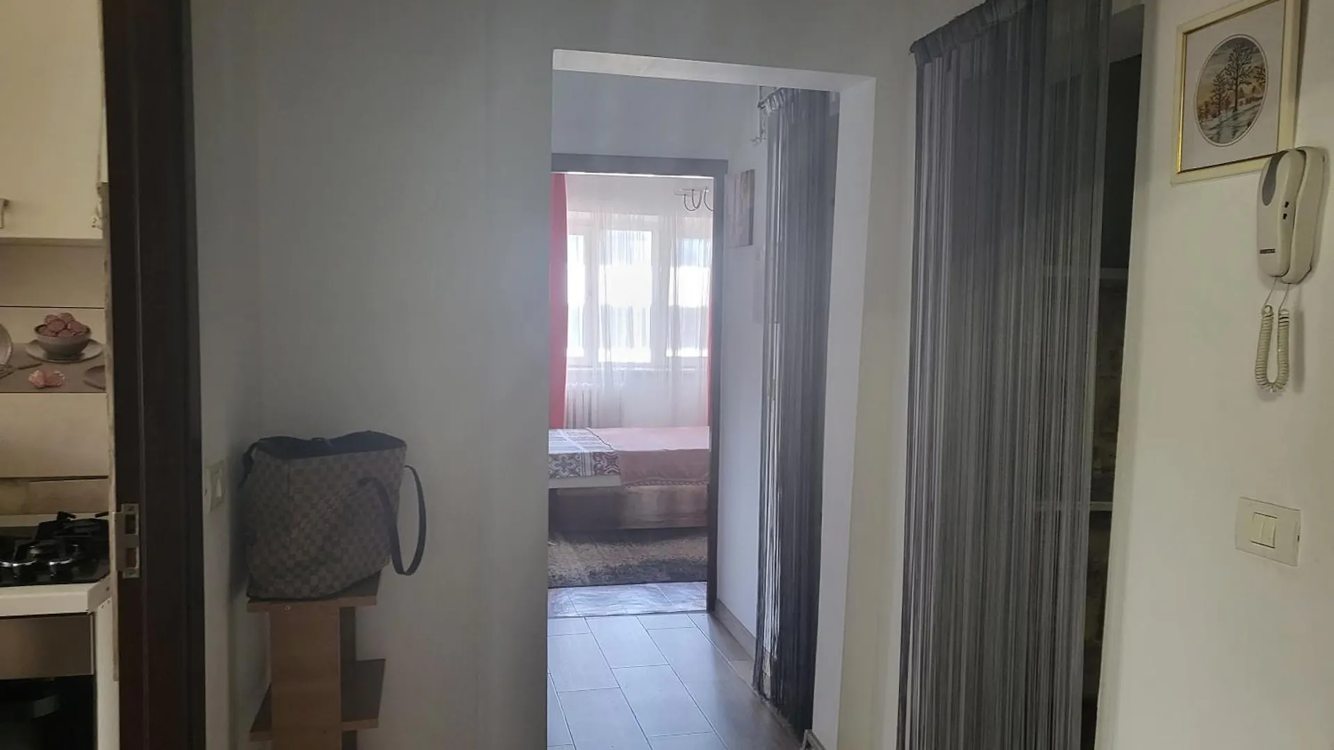 Apartament Cu 3 Camere Chiar In Inima Capitalei Bucharest 0*,  Romania