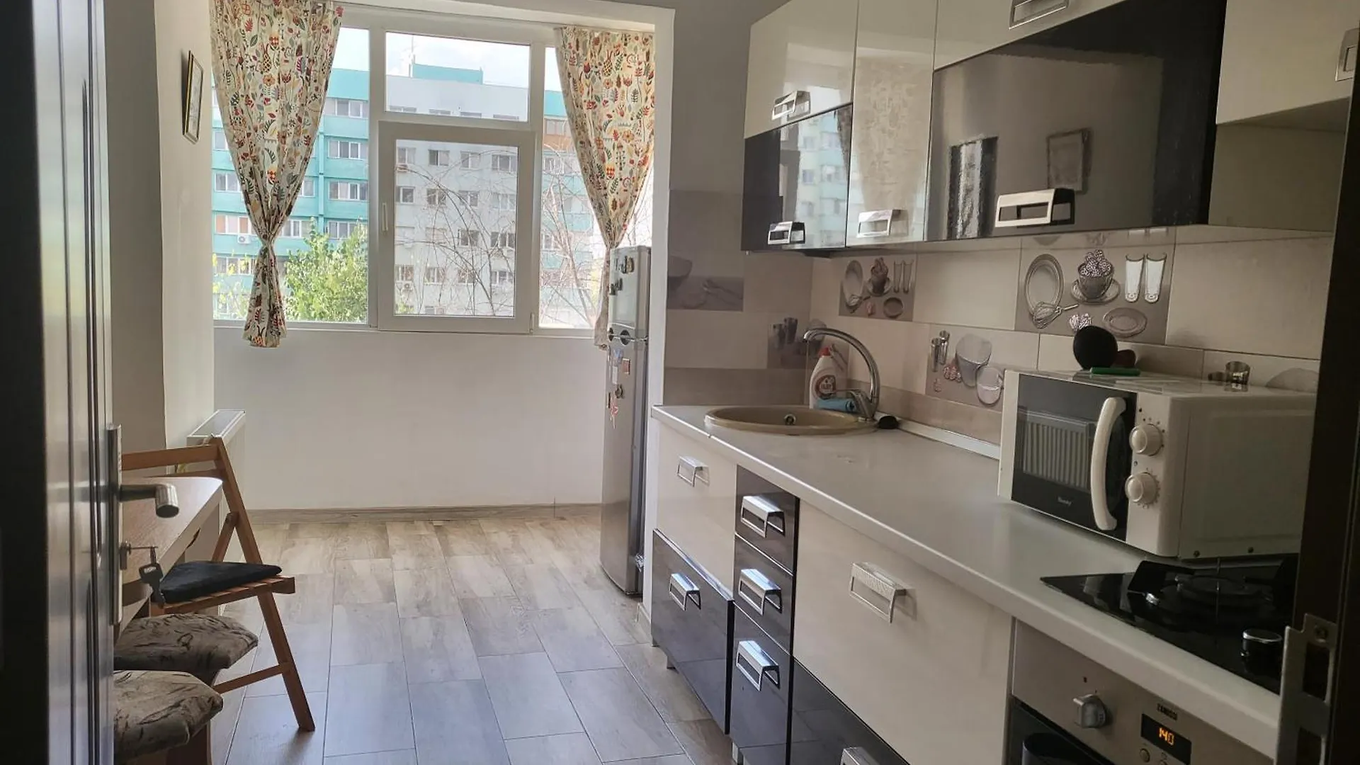 Apartament Cu 3 Camere Chiar In Inima Capitalei Bucharest Romania