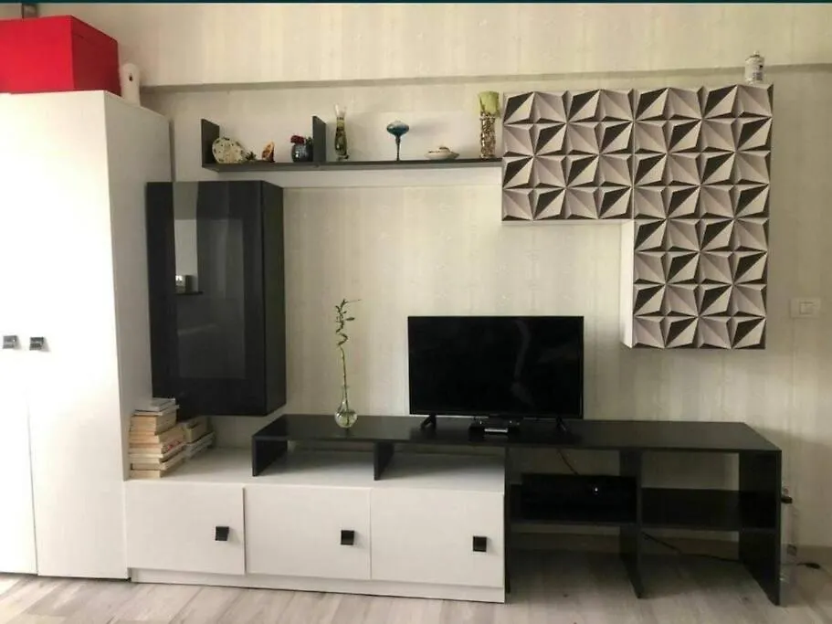 Apartament Cu 3 Camere Chiar In Inima Capitalei Bucharest Apartment