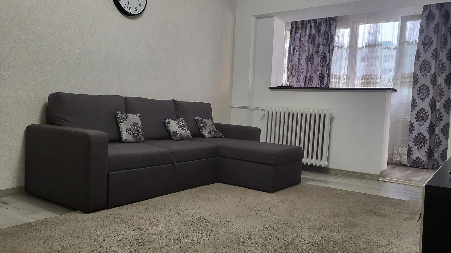 Apartament Cu 3 Camere Chiar In Inima Capitalei contacts